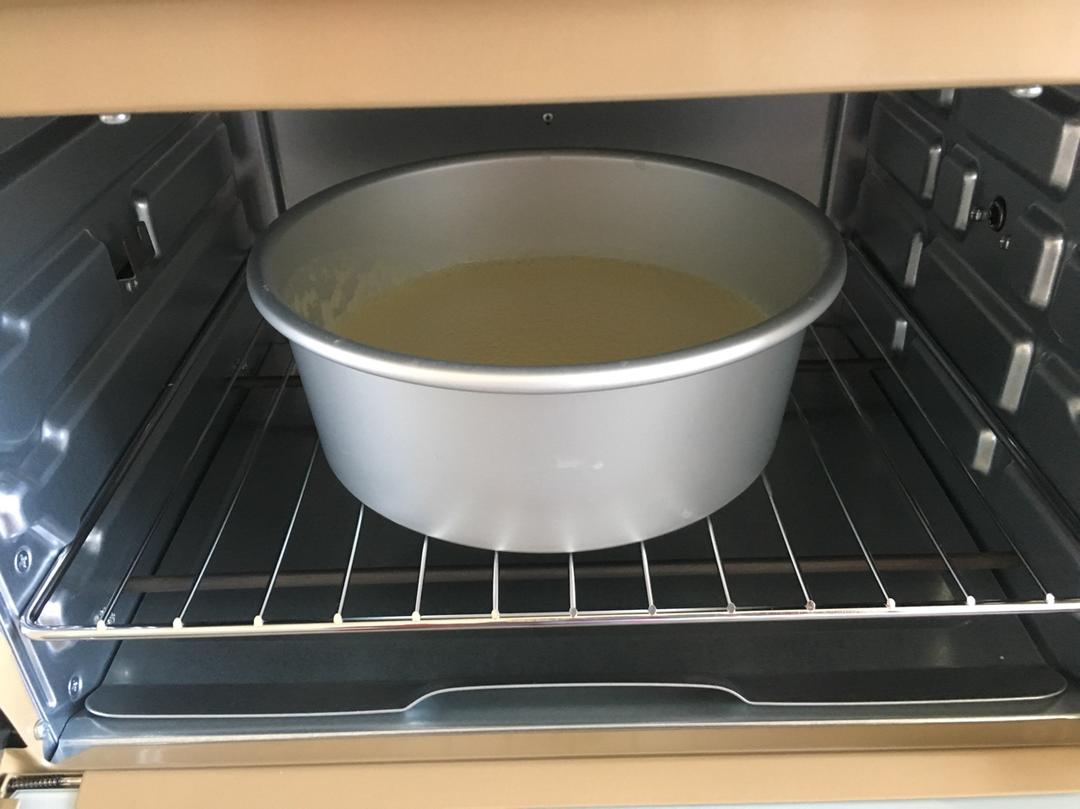 烤箱做蛋糕（戚风蛋糕的做法）