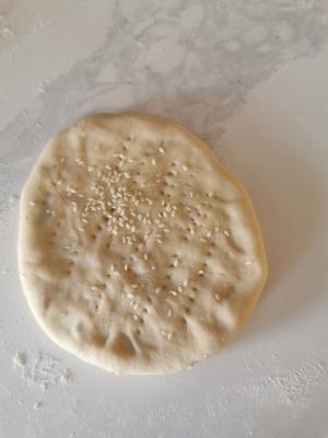 香葱热狗芝士包（中筋粉，一次发酵，简单揉团）的做法 步骤6