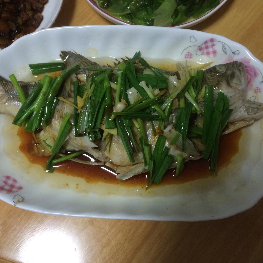 清蒸鲈鱼