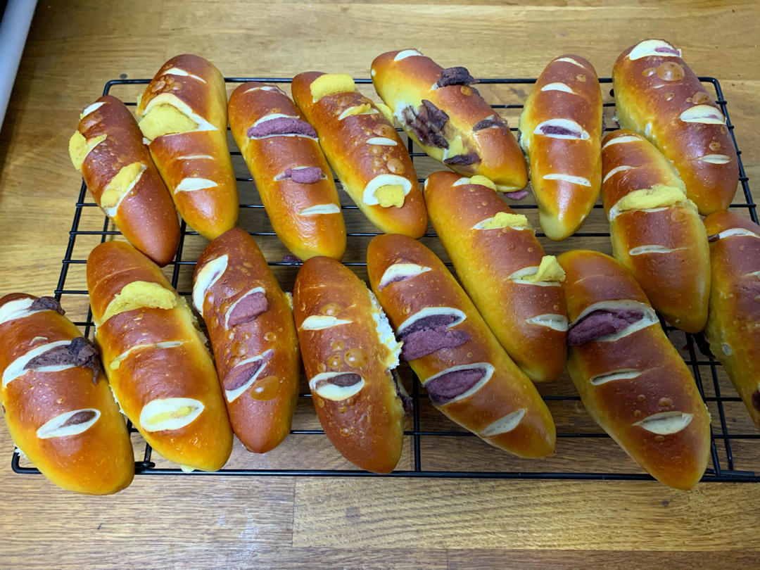 无油无糖低卡碱水面包结（红豆、芋泥全麦原味）pretzel 健身可