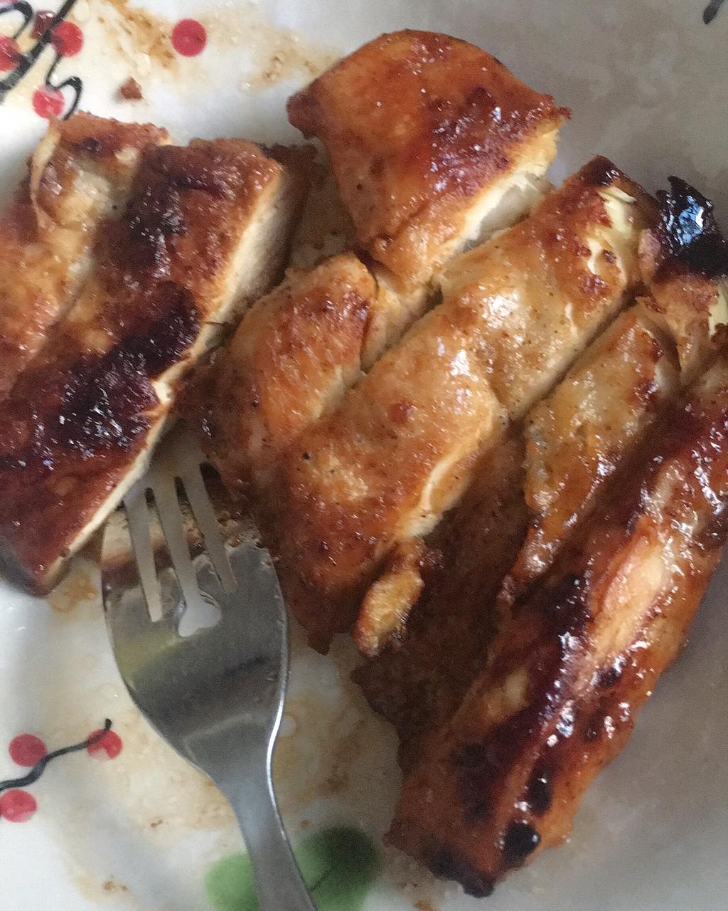 酷炫屌炸天好吃的煎鸡胸肉（香蒜蜂蜜煎鸡胸肉）