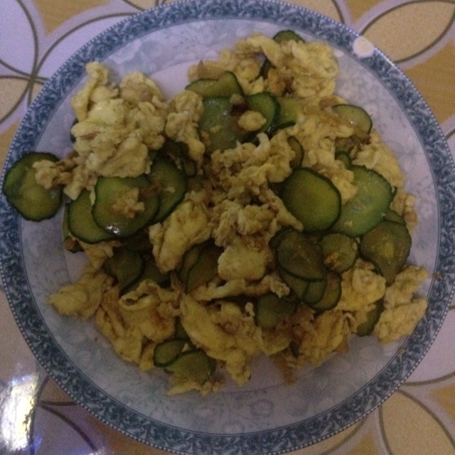 黄瓜炒鸡蛋