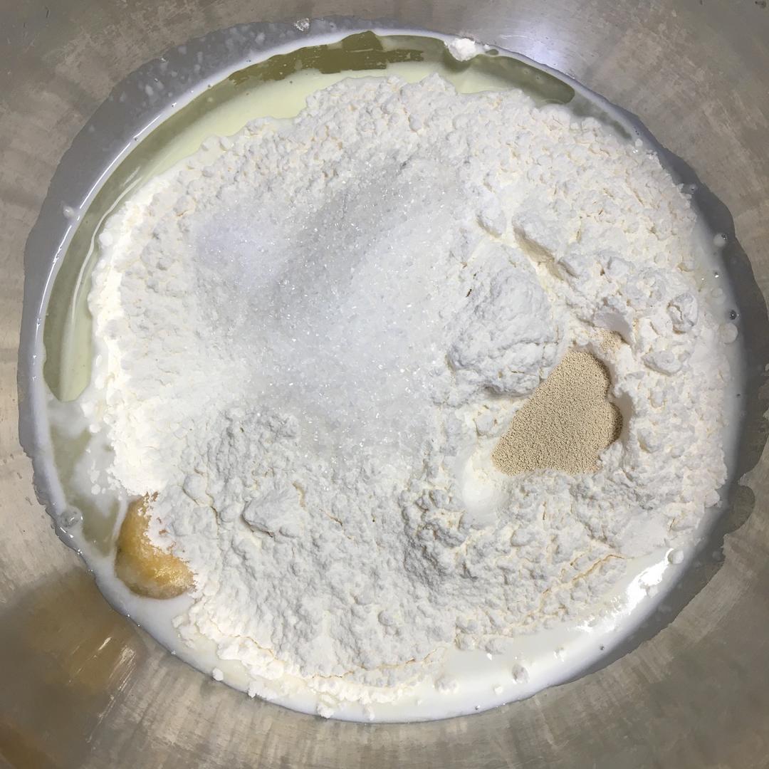 纯奶手撕吐司的做法 步骤1