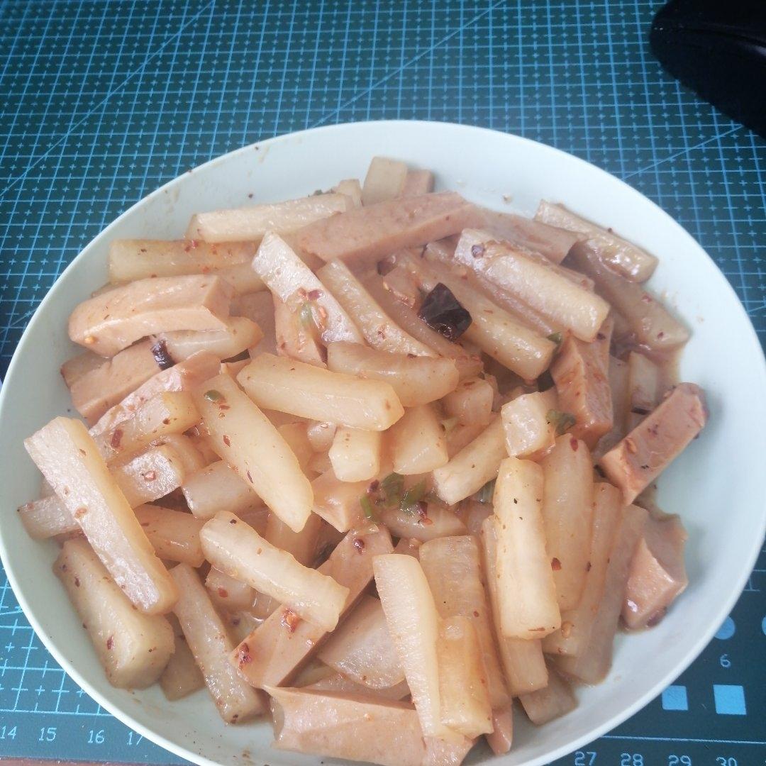 比肉还好吃的，炒白萝卜