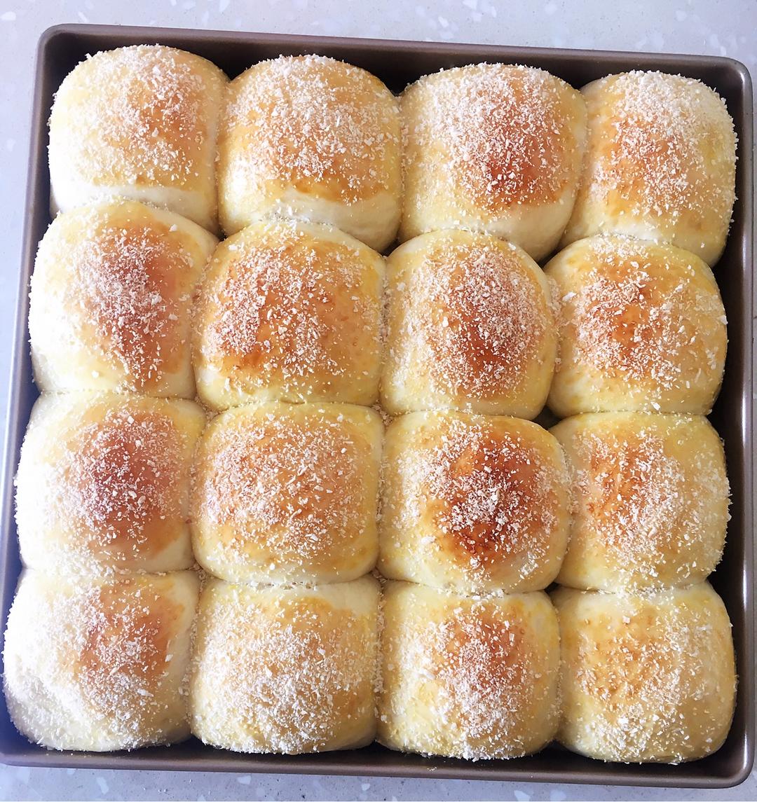 一次发酵椰蓉餐包