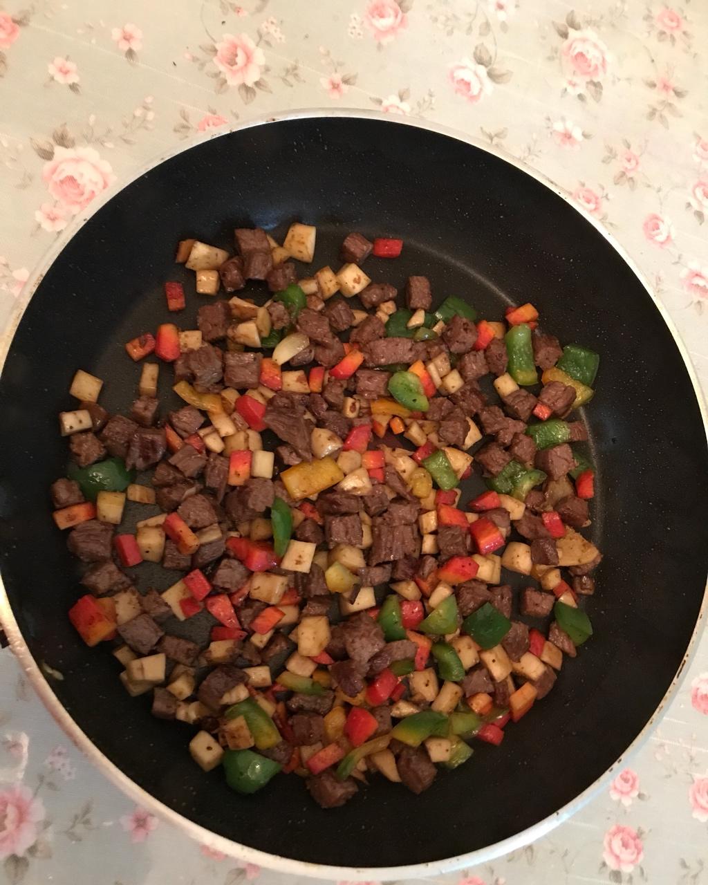 黑胡椒杏鲍菇牛肉粒