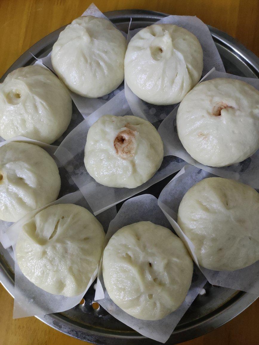 红烧腐乳肉包子