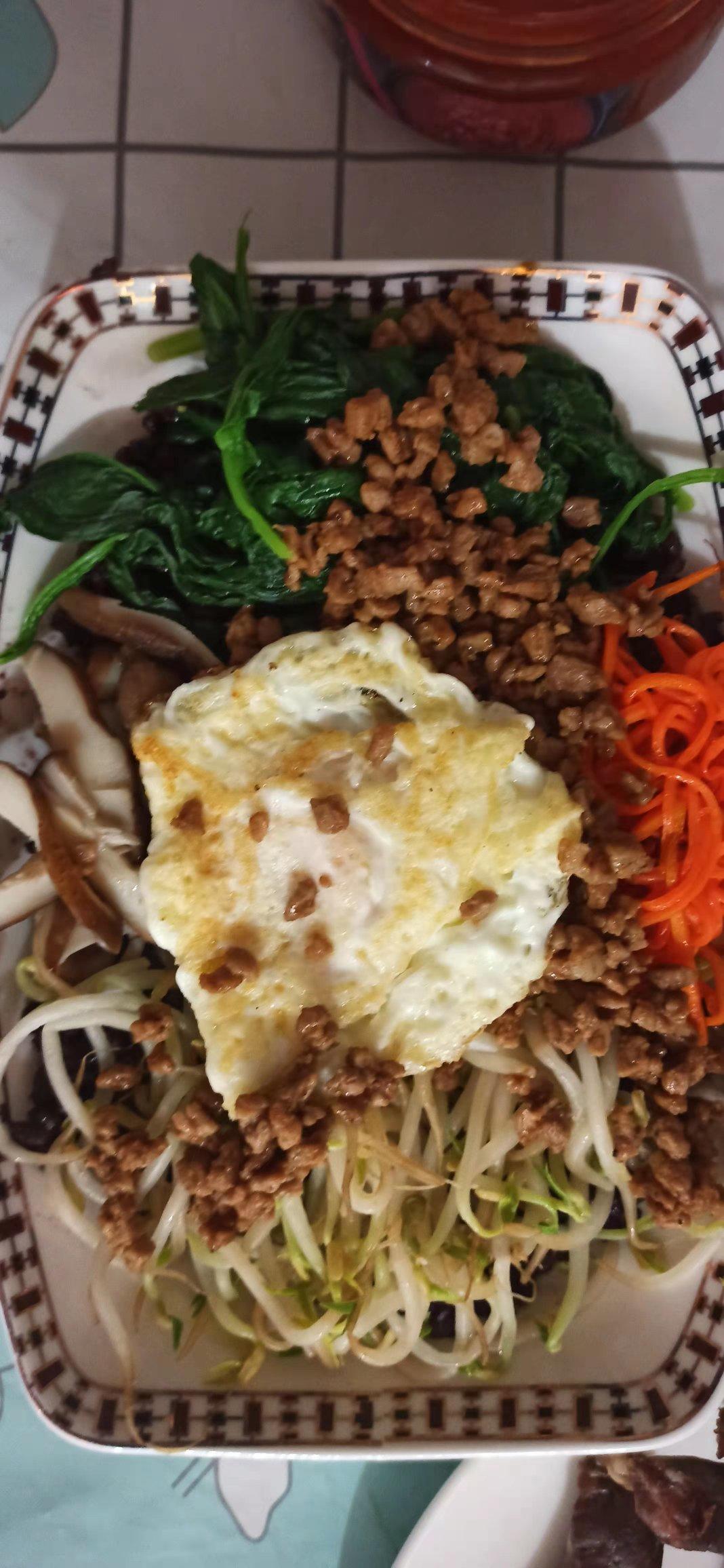 韩国石锅拌饭