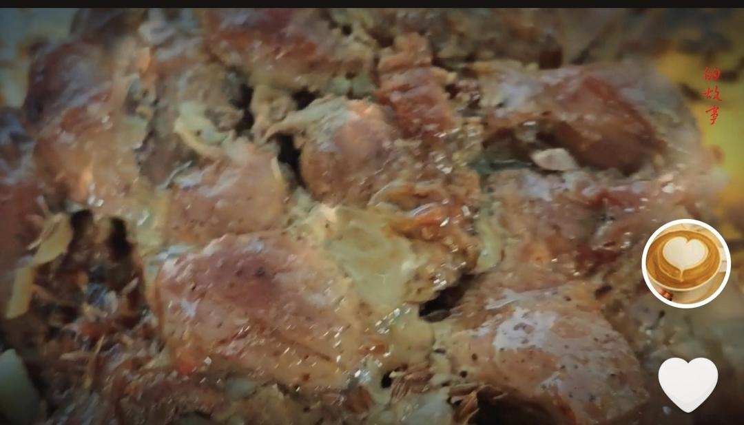 家庭版超嫩多汁的烤羊腿肉