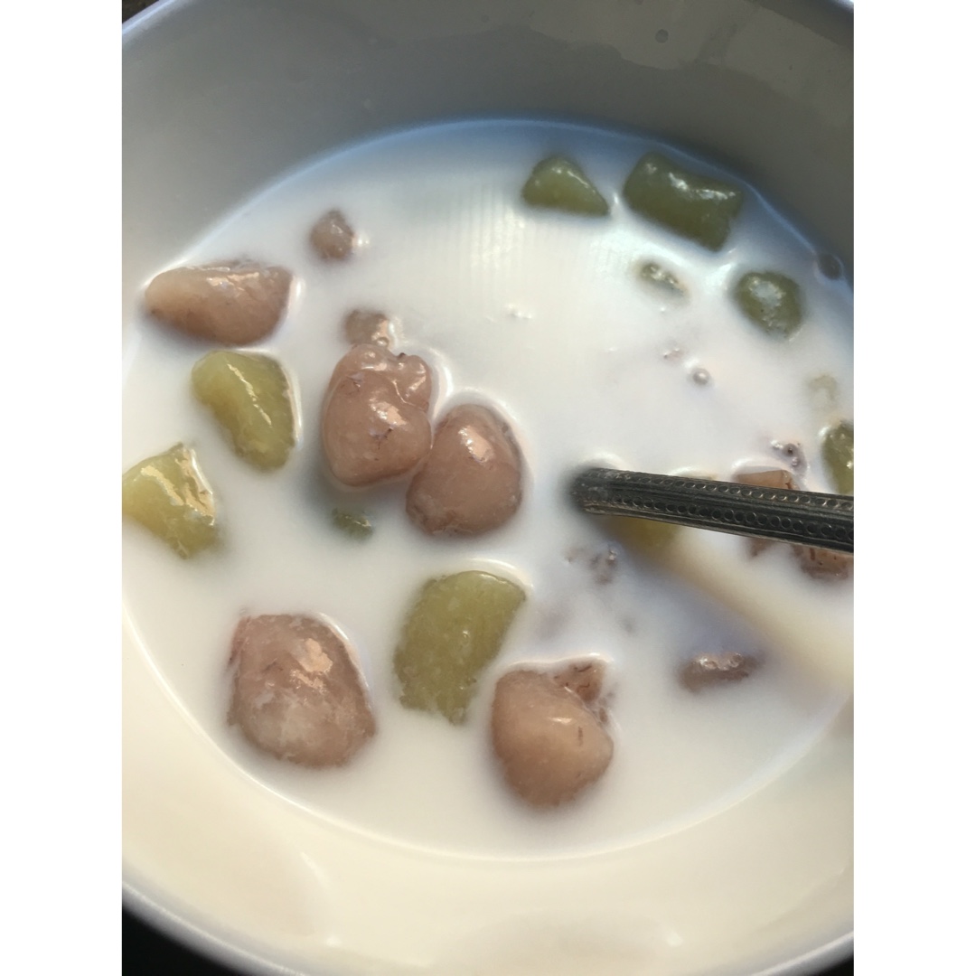 芋圆红豆奶茶