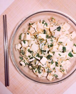 薄荷虾皮拌豆腐的做法 步骤4