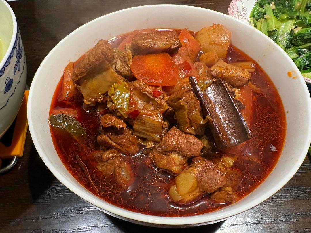 待客下饭菜—胡萝卜烧排骨