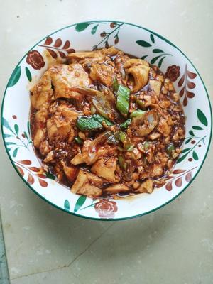 葱爆豆腐——太费米饭的做法 步骤4