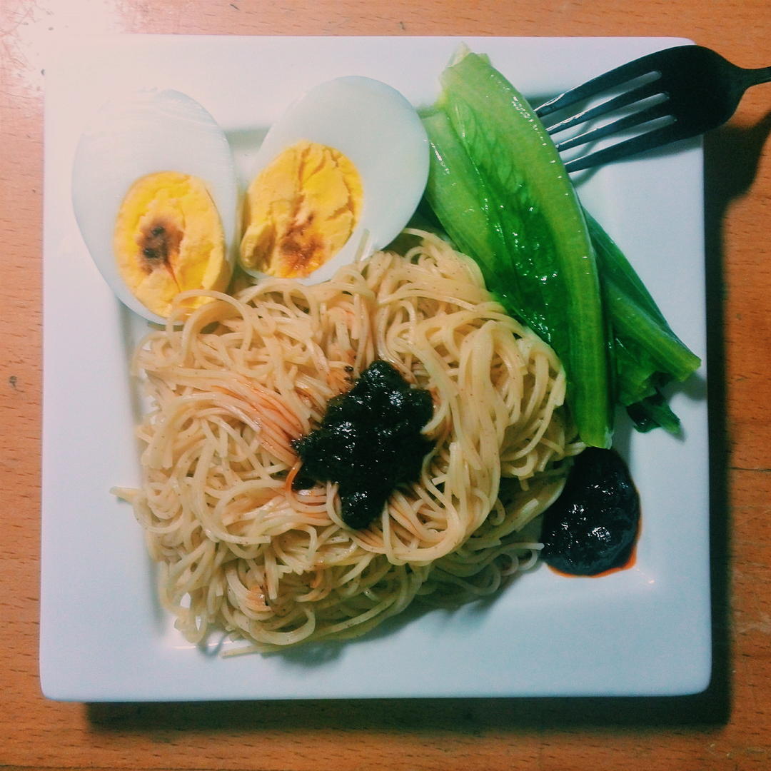 我做的饭会发光~