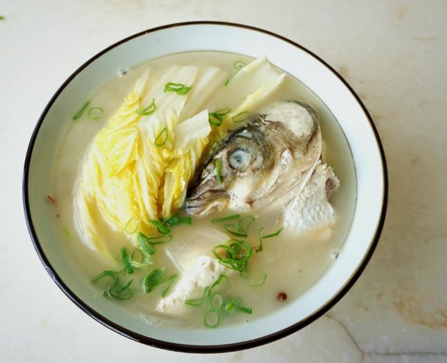 豆腐白菜鱼头汤