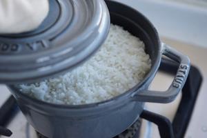 肥牛石锅拌饭——Staub珐琅铸铁锅的做法 步骤3