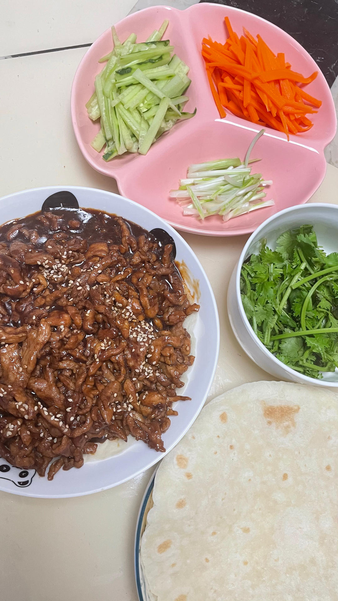 学做京酱肉丝，带饼的