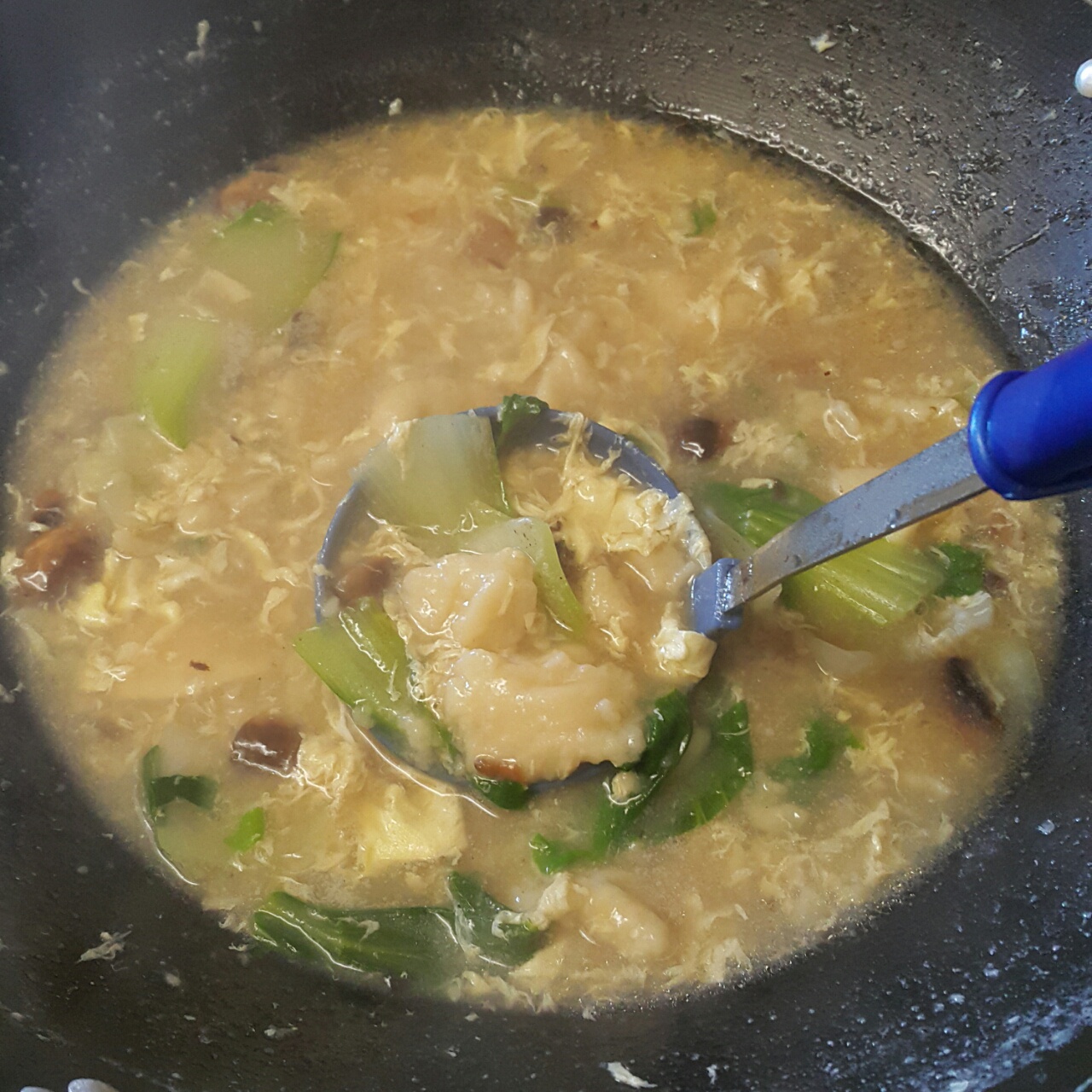 青菜鸡蛋面疙瘩汤