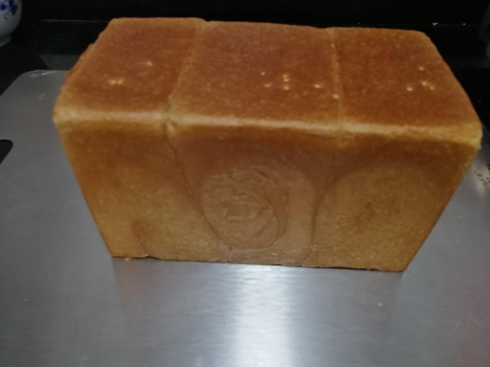 柔软拉丝的吐司面包及其变身：花式小面包