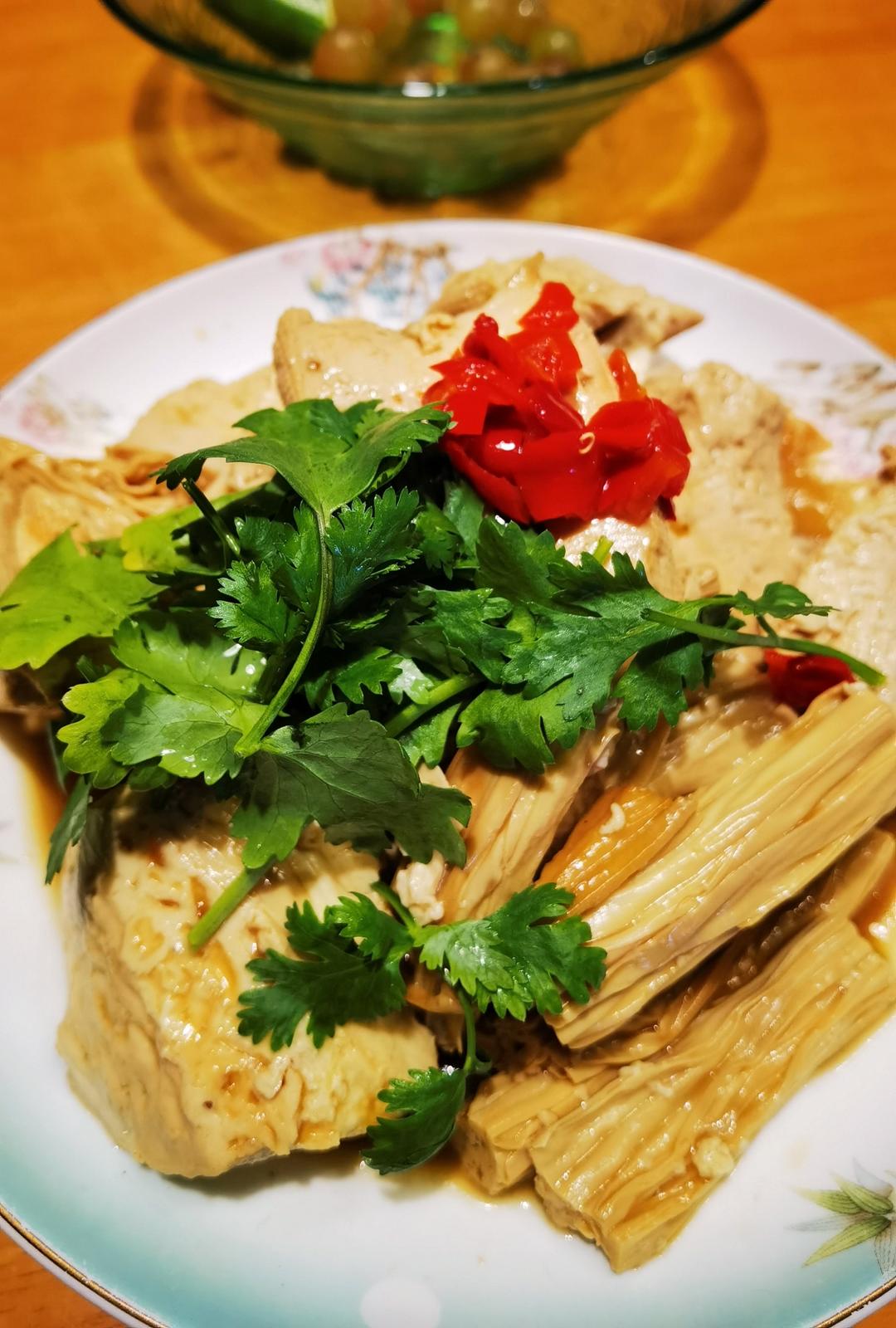 卤腐竹豆腐