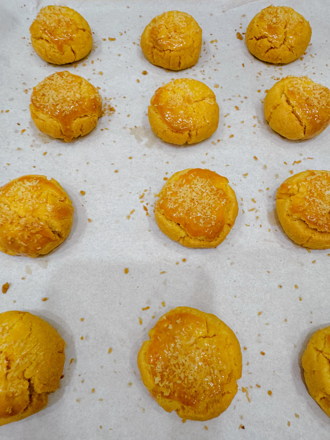 🔥日卖万盒👉椰香金沙咸蛋黄酥💥蛋黄控大爱‼️