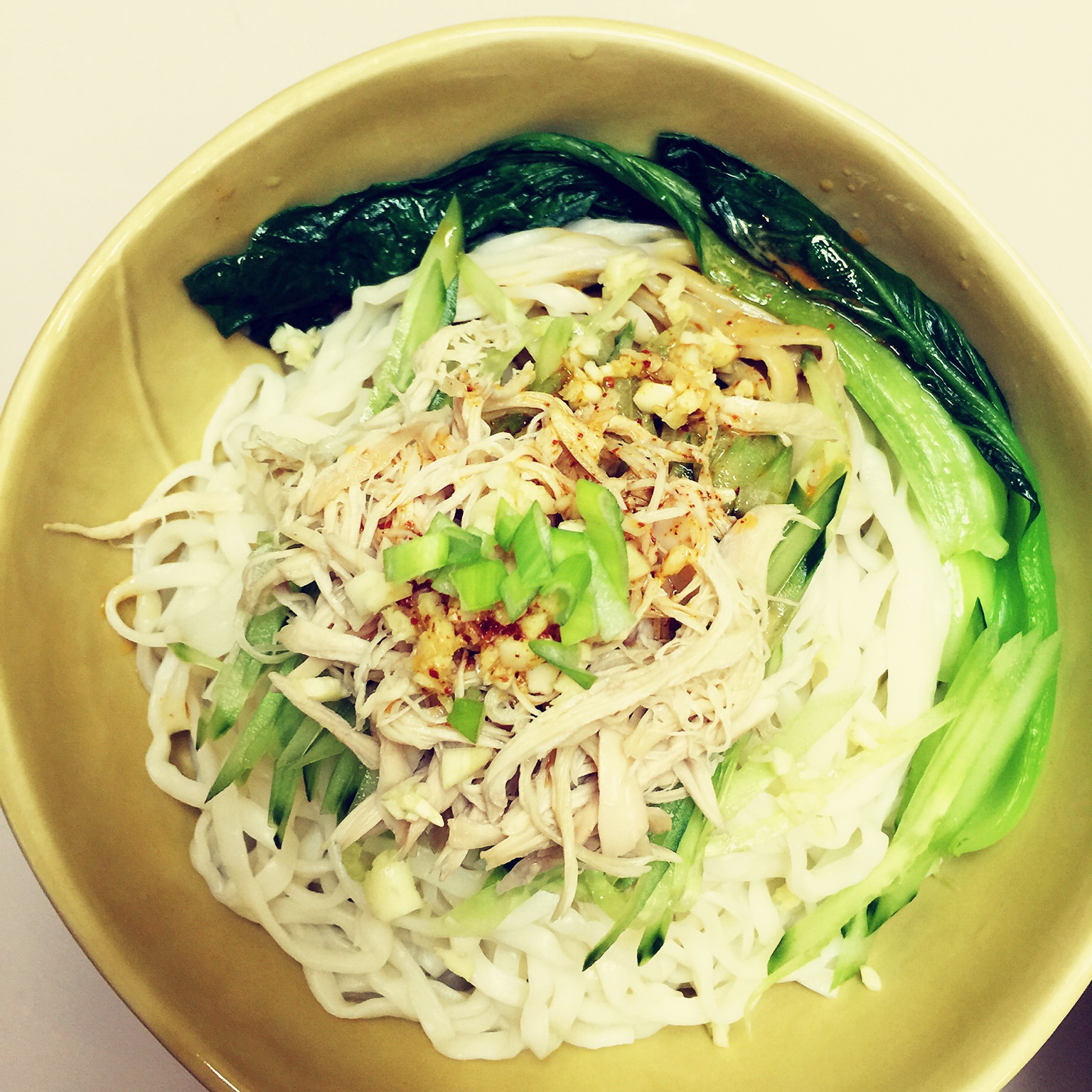 鸡丝凉面