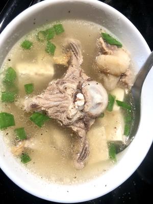 夏清补｜羊蝎子豆腐汤的做法 步骤6