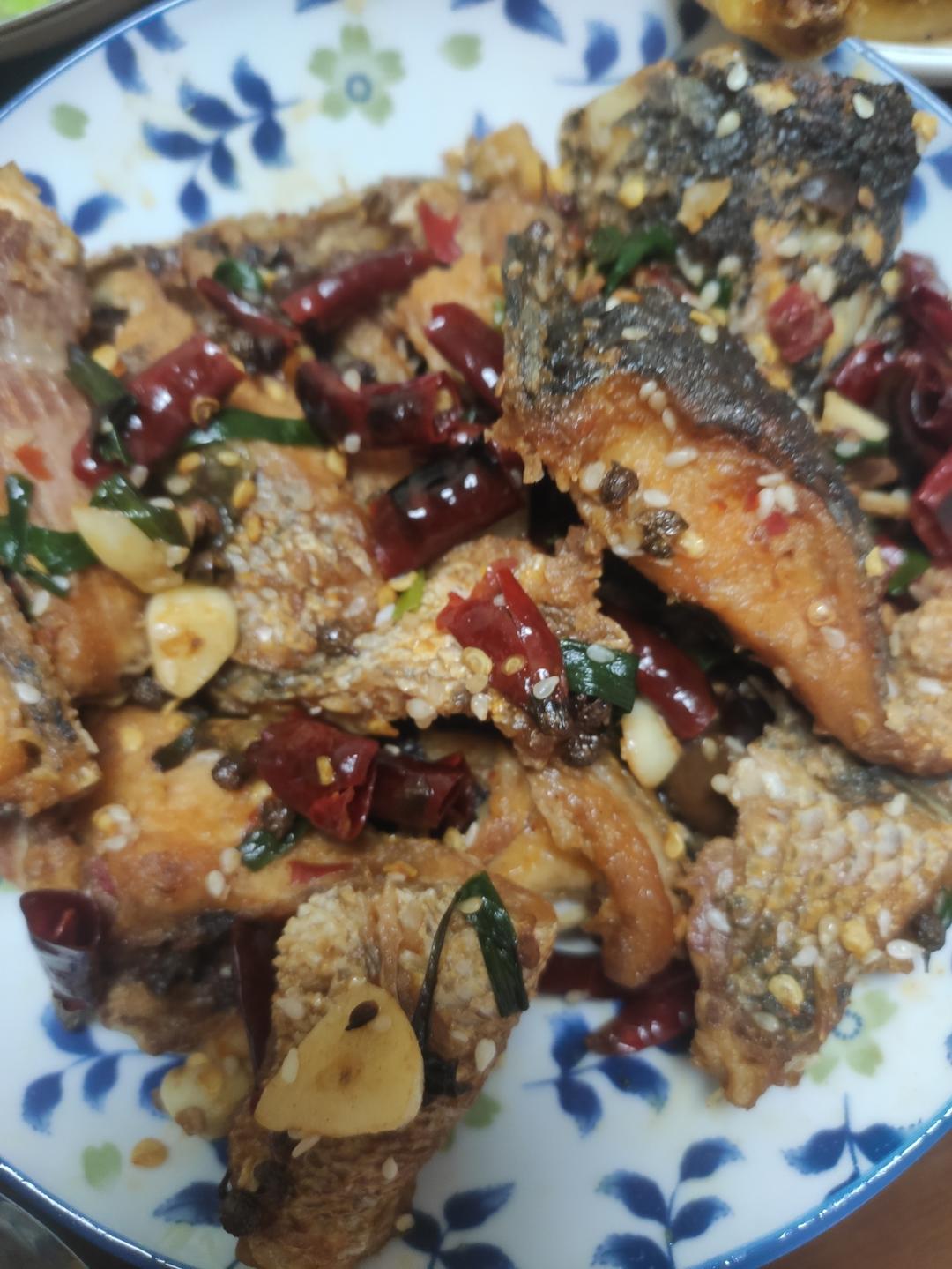 🔥这样做的麻辣鱼块，口感酥脆，特别好吃❗️