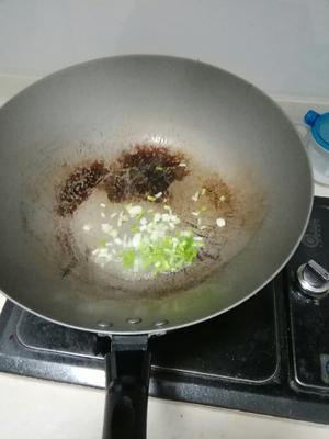 清炒蒜苔土豆丝的做法 步骤4