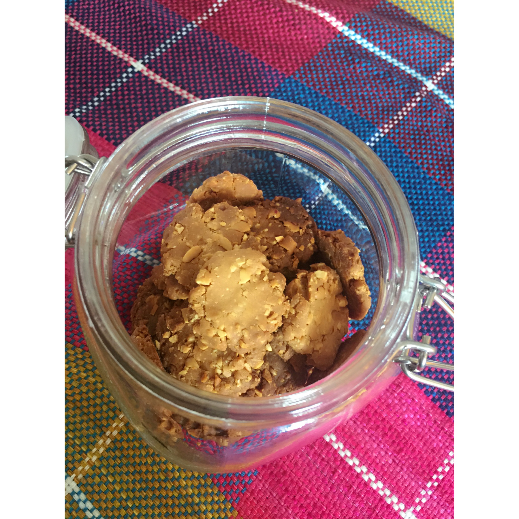 美味花生小小酥