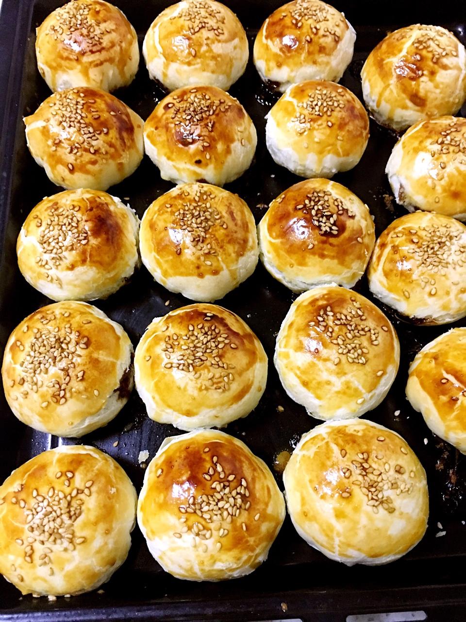 泳式鲜肉榨菜月饼