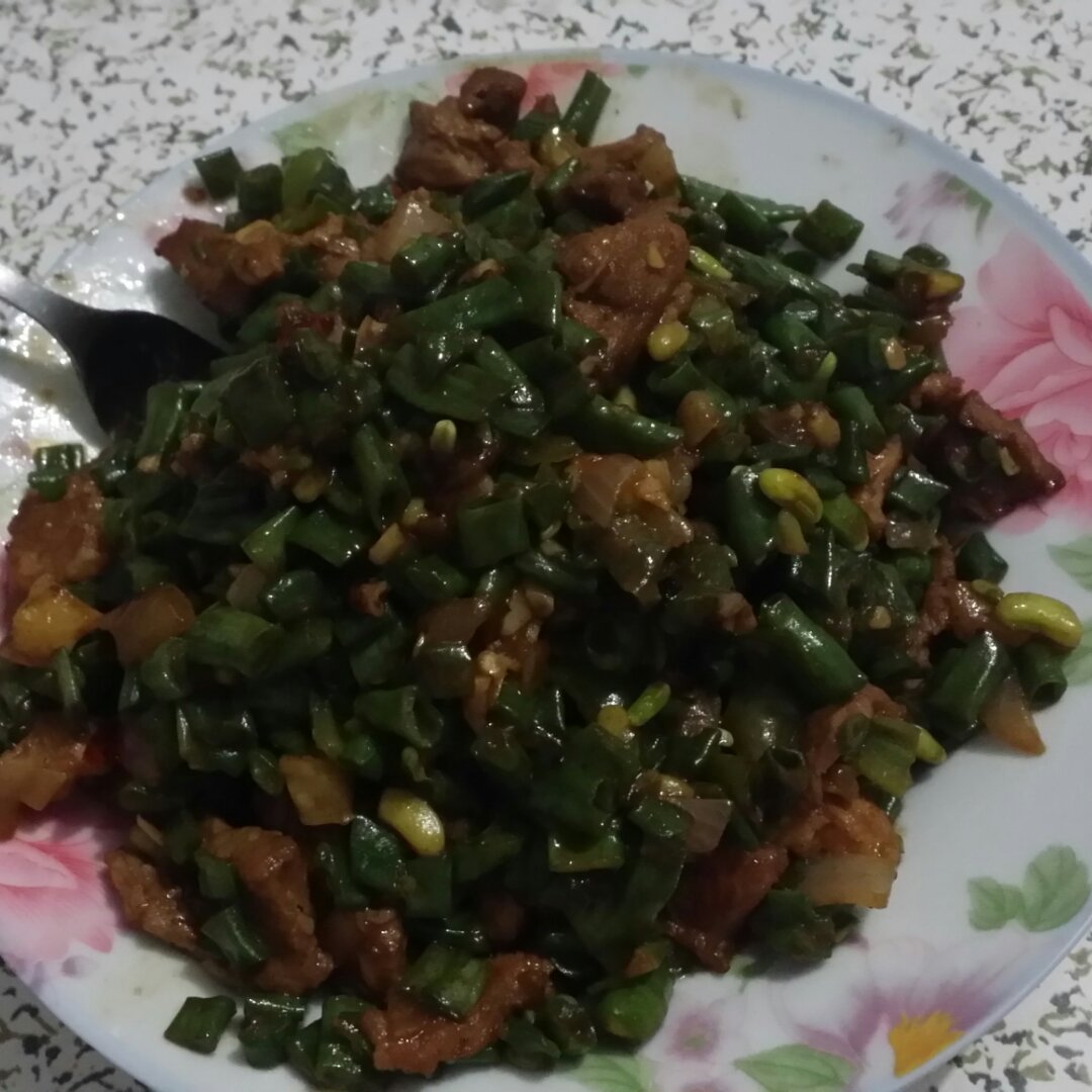 肉沫豆角下饭菜
