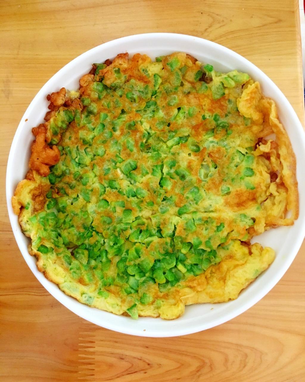 miss艾小米1做的苦瓜蛋饼