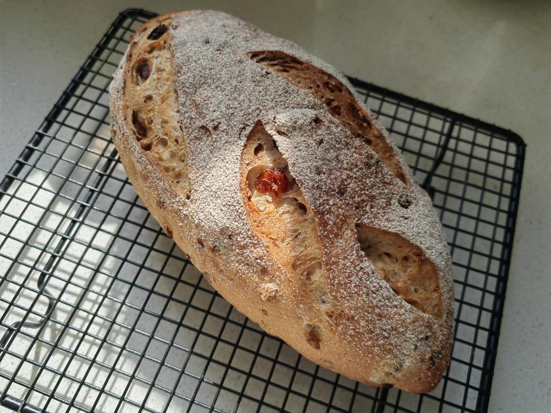 十种坚果&果干的软欧包