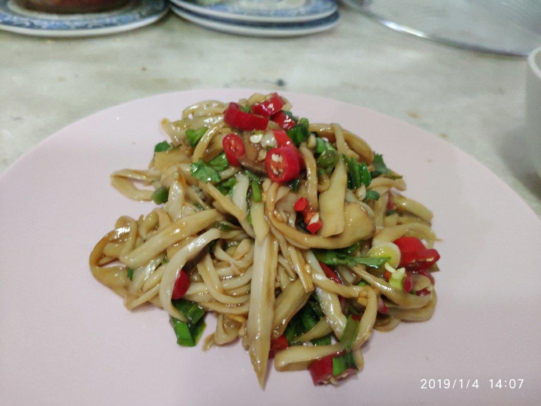 手撕杏鲍菇