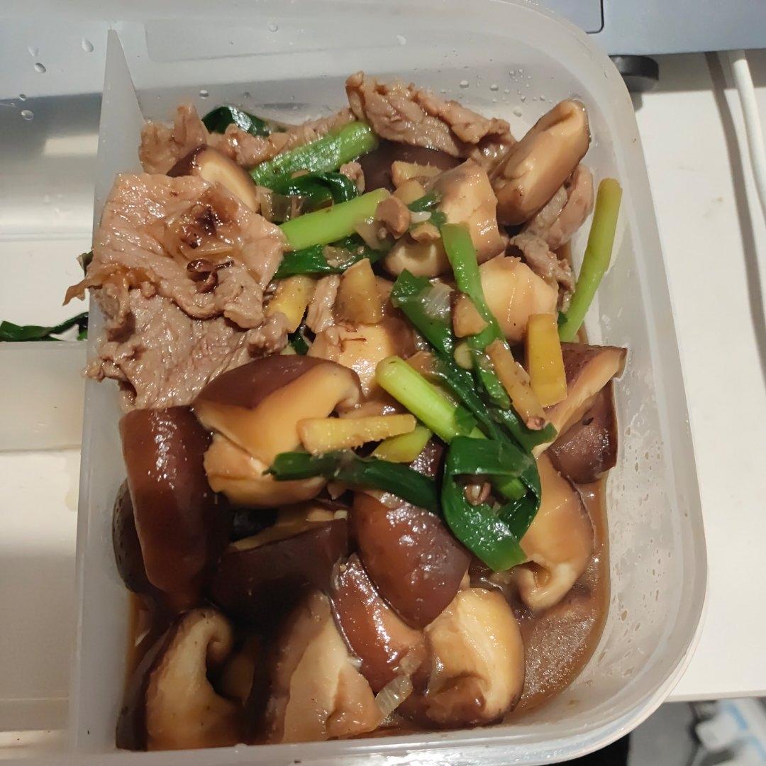 香菇炒肉
