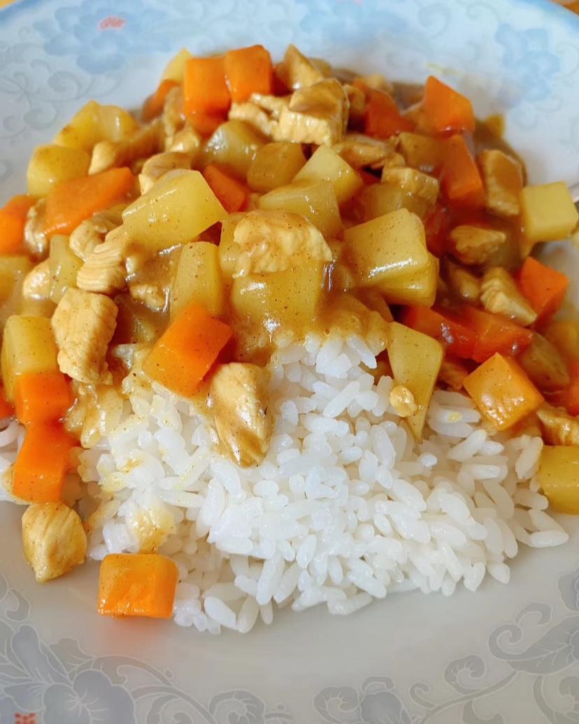 咖喱鸡肉饭