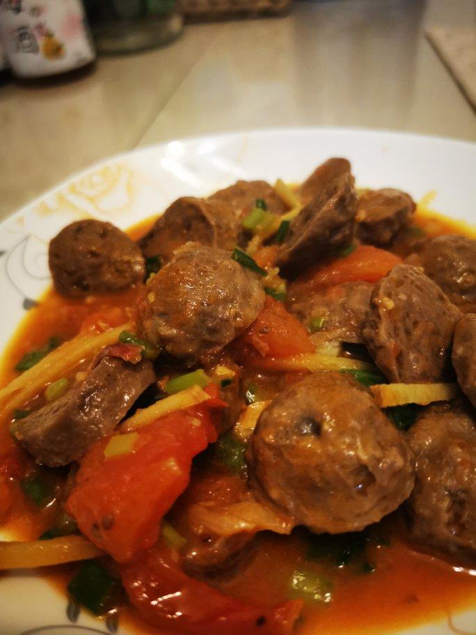 肉丸汤（番茄豆腐牛肉丸🍡）荤素搭配营养好滋味😋          几乎所有孩子无法抗拒的美味