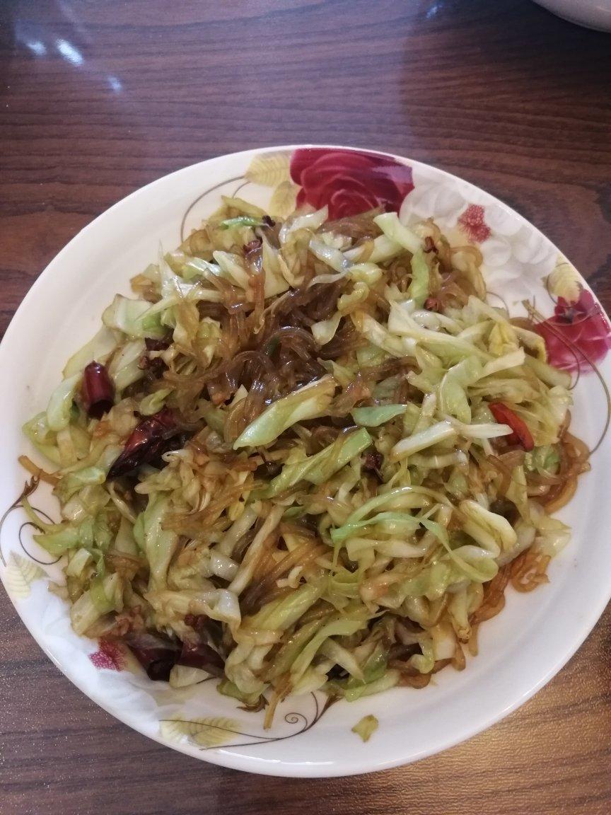 圆白菜炒粉丝