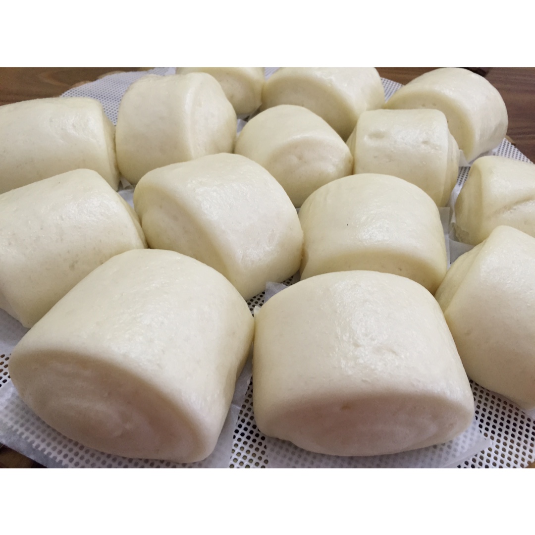 hong红做的广式牛奶刀切馒头