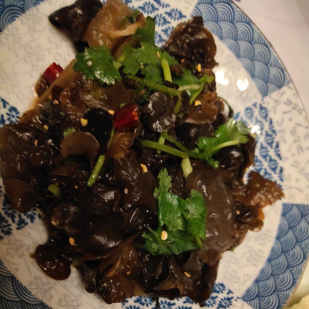 凉拌爽脆木耳