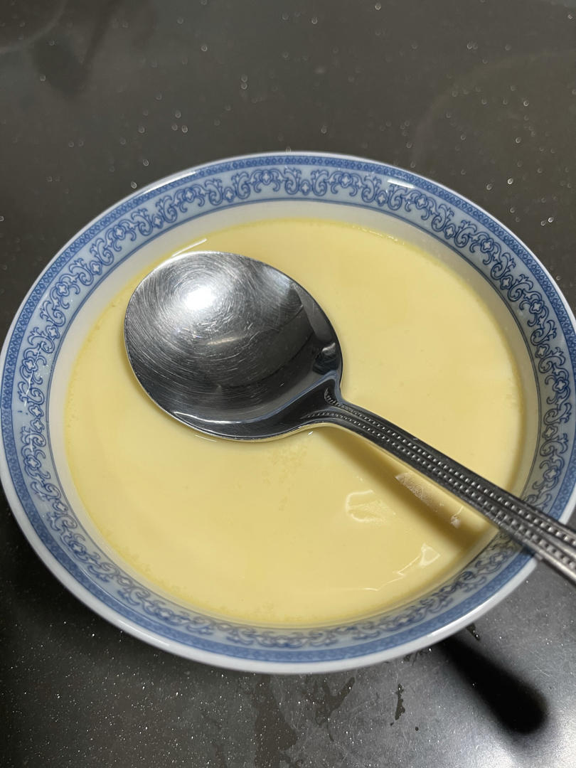 嫩滑牛奶炖蛋