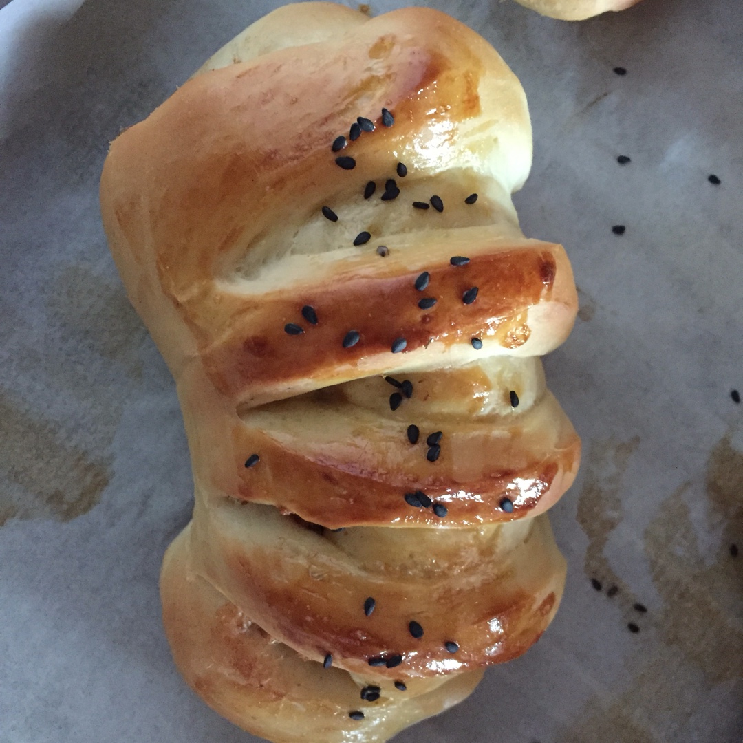 毛毛虫肉松面包