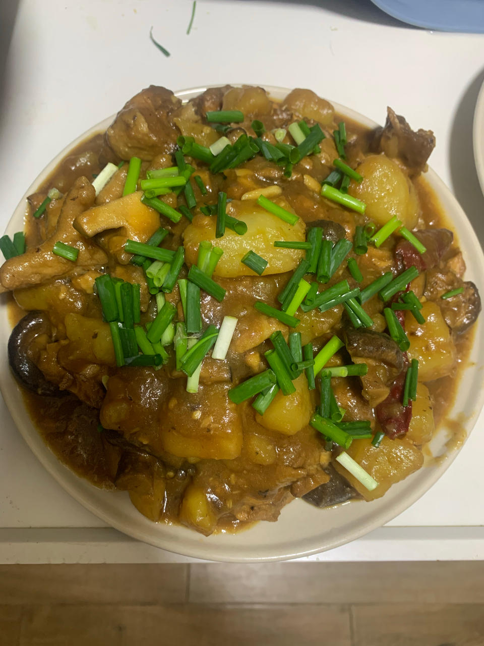 红烧鸡块炖土豆