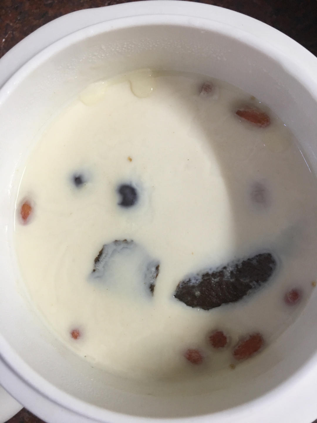 无腥味的鱼胶牛奶冻