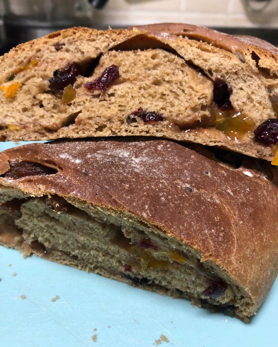 全麦蔓越梅粗粮面包