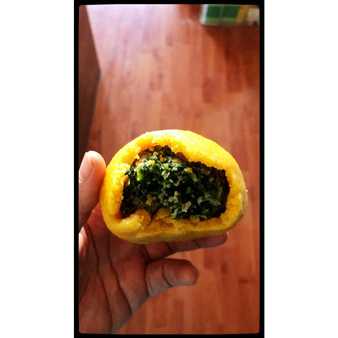 薄皮大馅菜团子
