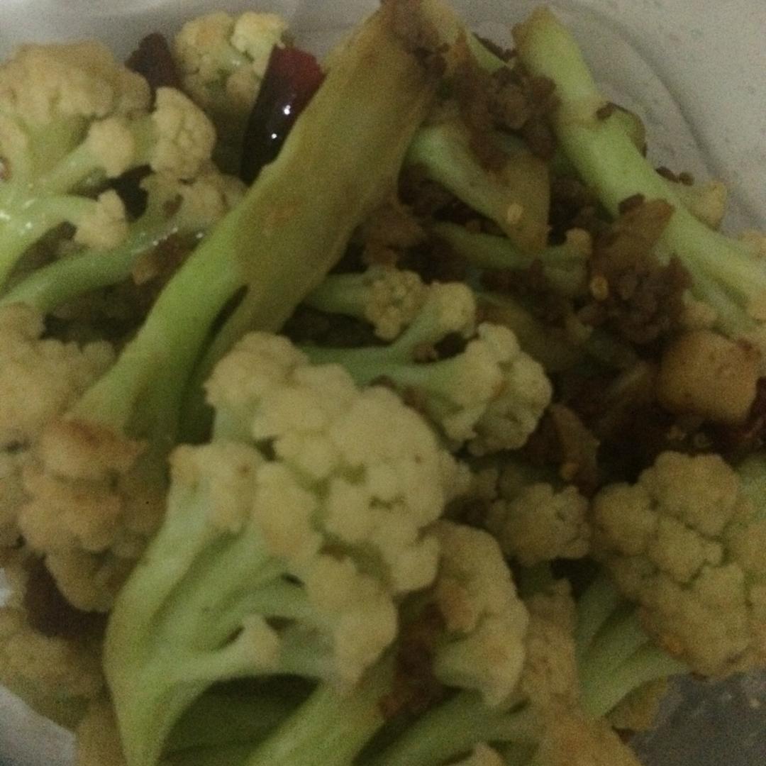 老丁的私房菜-干锅花菜