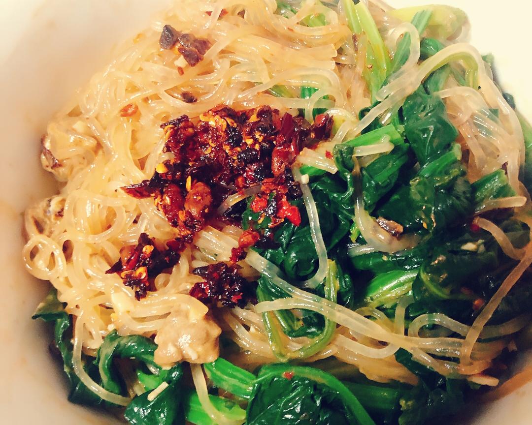 菠菜拌粉丝凉菜