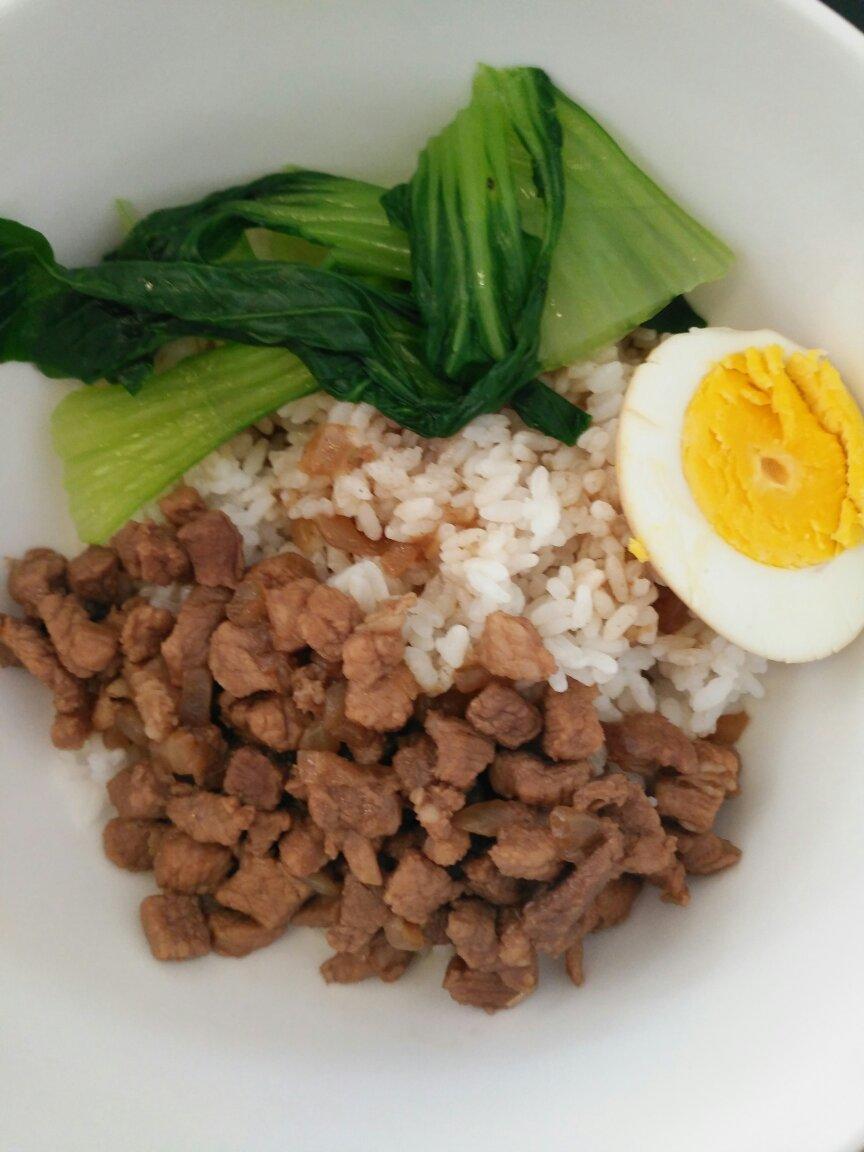 台式卤肉饭